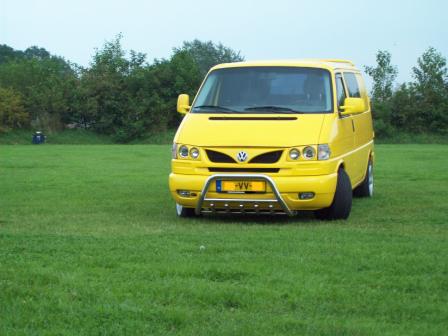 bus 6.8.2011 zonder kenteken.jpg