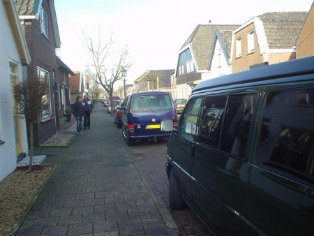 Rode in de verte van Peter, de blauwe van Oskar en de groene van Duncan. Op de foto Peter en dochter. KLIK OP FOTO voor GROTER formaat.