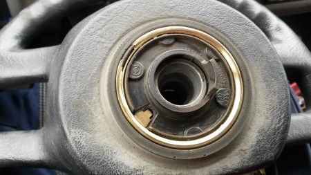 gebroken ring.jpg