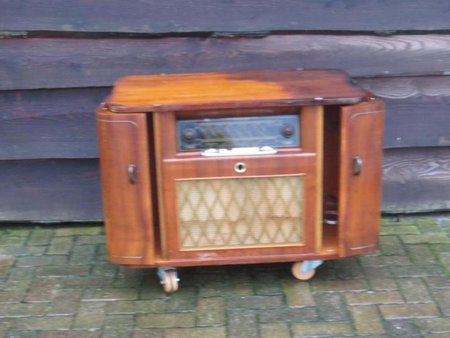 Radiootje +.....Bar !