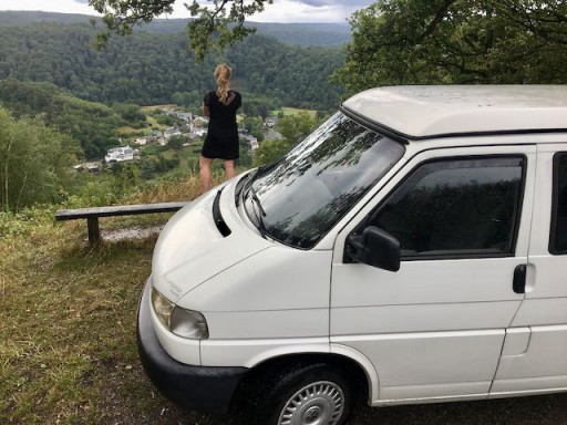 Op de terugweg naar huis, bij Bouillon, Belgische Ardennen