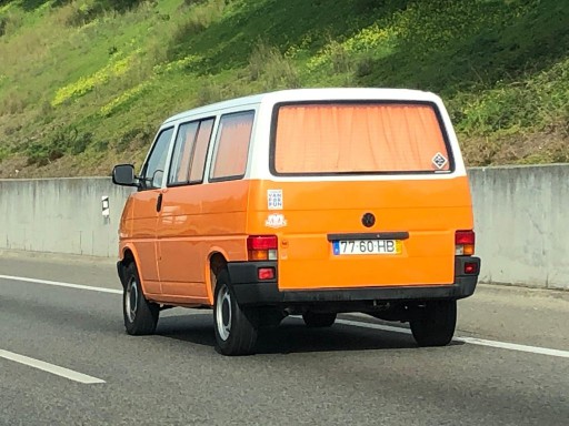 T4 Geel.Wit 2.jpeg