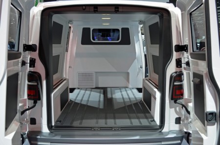 VW transporter 2015 4.jpg