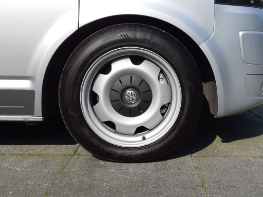 VW T6 afdek kap met chromen logo