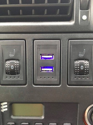 OEM Style T4 DUAL USB CHARGE PORTS for Dash Blank (Blue)(1).jpg