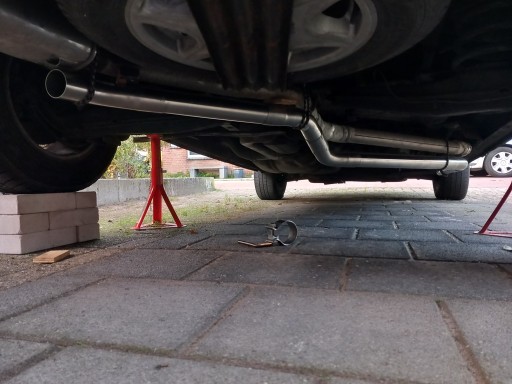 zelfbouw RVS uitlaat