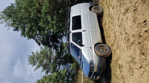 90's stance